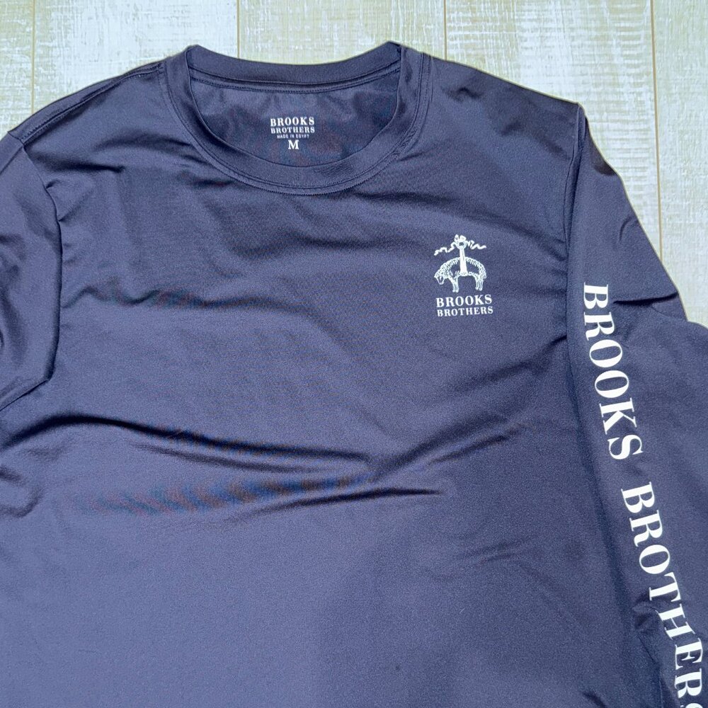 Brooks Brothers Long Sleeve Athletic Tee Shirt Size Medium